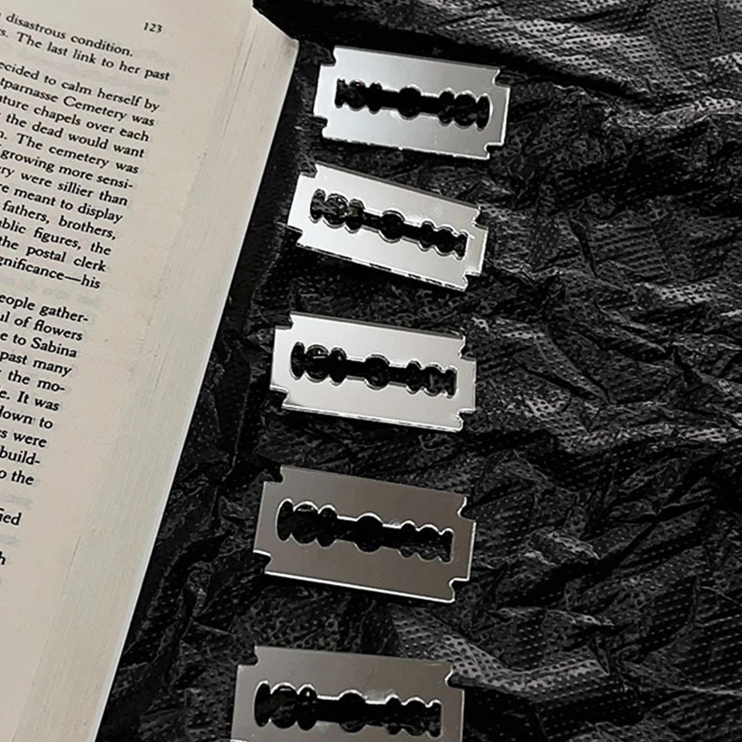 Creative Simulation Funny Knife Shape Hair Clips For Women Strange Creative Hairpins For Girls Hair Accessories For Girls