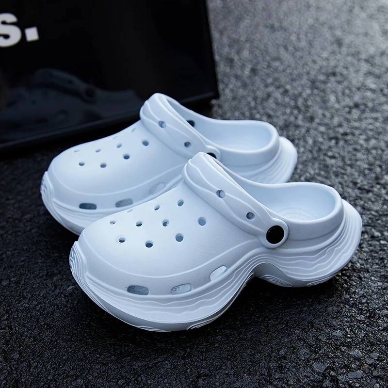 Women Anti-slip Summer EVA Garden Hole Shoes Ladies Soft Thick Bottom Beach Sandals Female House Outdoor Outwear Slippers