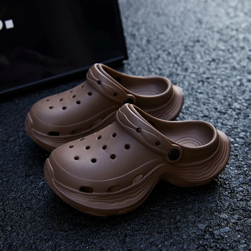 Women Anti-slip Summer EVA Garden Hole Shoes Ladies Soft Thick Bottom Beach Sandals Female House Outdoor Outwear Slippers