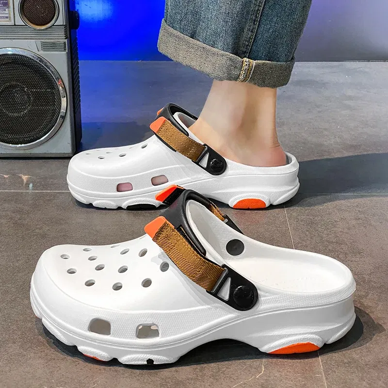 Color: Lawngreen, Shoe Size: 40 - Summer Men's and Women's Leisure Breathable Garden Shoes, Couples Outdoor Beach Baotou Cool Drag Hole Shoes