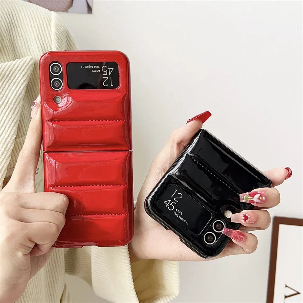 Material: Canvas, Color: Beige - for Samsung ZFlip5 Luxury Down Jacket Glossy Case for Samsung Galaxy Z Flip 5 4 3 flip4 Solid Color Plating Soft Silicone Cover