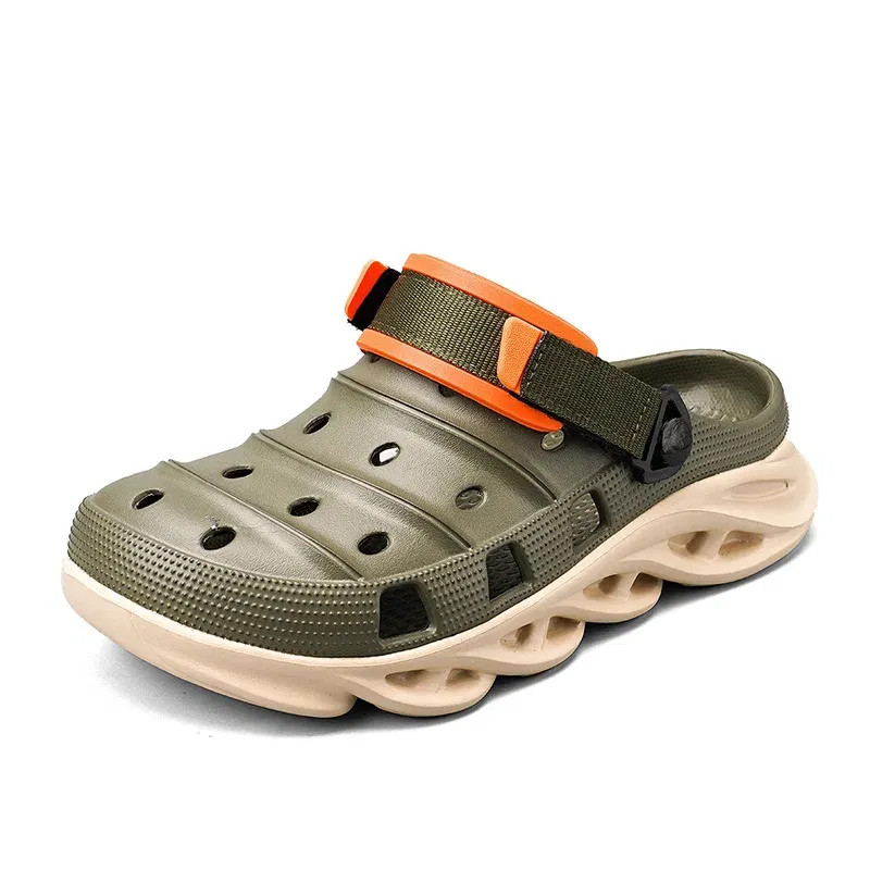 Color: GRAY, Shoe Size: 40 - Fashion Garden Shoes Men's Clogs Slippers Sandal Flat Camouflage Sandals Male Sneakers Outdoor Flip Flops Home Clogs