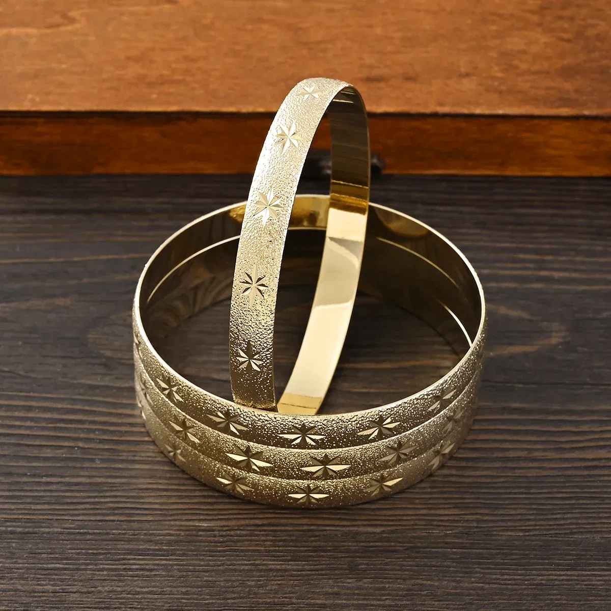 Metal Color: Antique Silver Plated - Adult Size 4PCS 65MM 9K Gold Color Hig Quality Top Sale Cute Bracelet Jewelry Flower Bangle Girl Birthday Party Gift