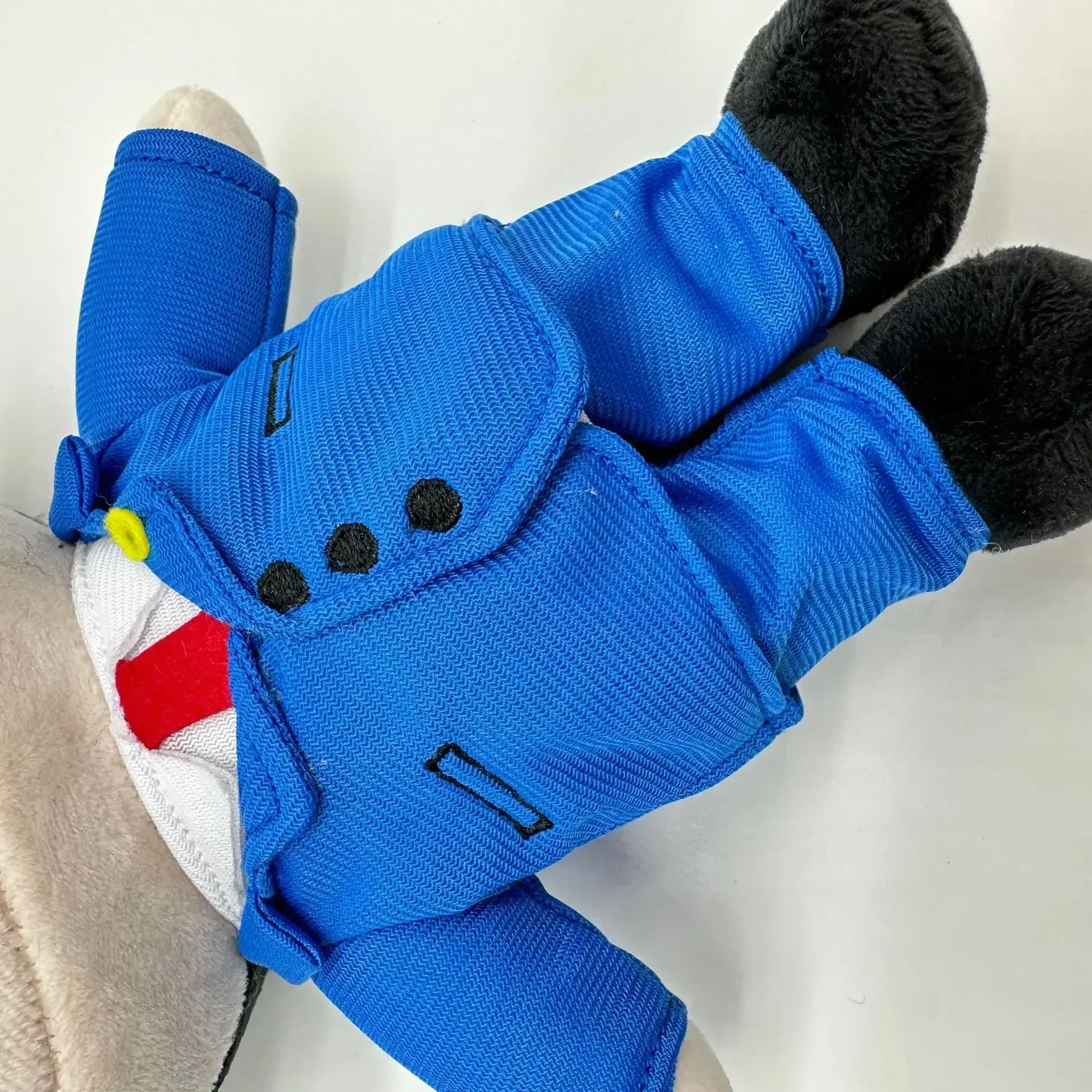Color: WHITE - 25cm Anime Ace Attorney Phoenix Wright Miles Edgeworth Stuffed doll Xmas Soft doll for children's Birthday Gift