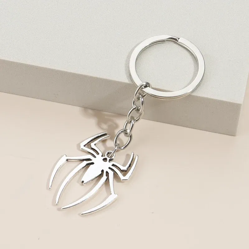 Color: green - Spider Keychain Araneid Animal Key Ring Metal Key Chains Halloween Gifts For Women Men Handbag Accessorie DIY Handmade Jewelry
