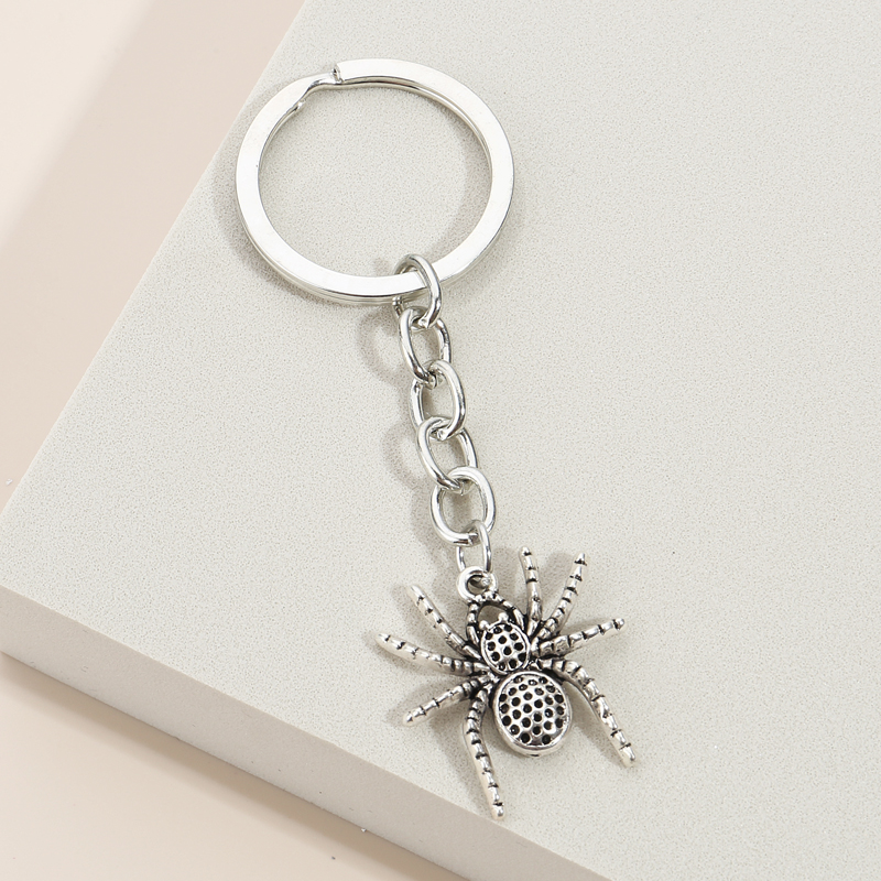 Color: green - Spider Keychain Araneid Animal Key Ring Metal Key Chains Halloween Gifts For Women Men Handbag Accessorie DIY Handmade Jewelry