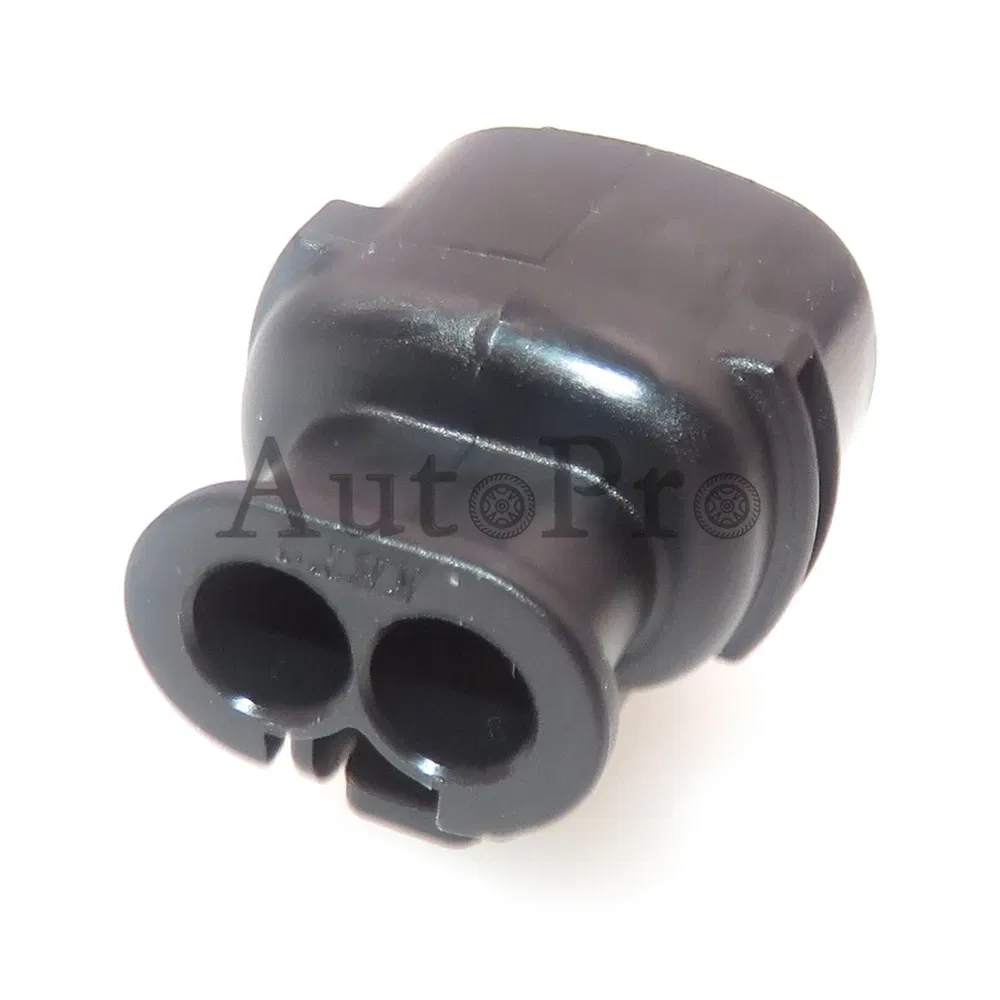 Color: WHITE - 1 Set 2 Hole MG640795-5 AC Assembly Car Wiper Spray Motor Sealed Wire Connectors Automobile Modification Socket