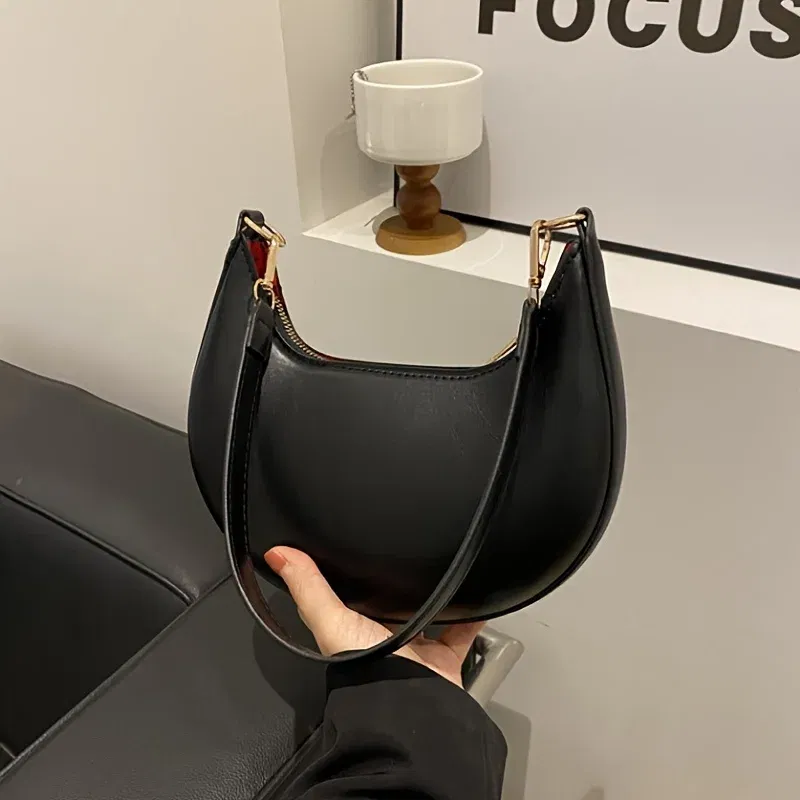 Color: Coffee - New Fashionable High-end Moon-shaped Baseball Bag, Showing Luxury, Women's Single Shoulder Bag