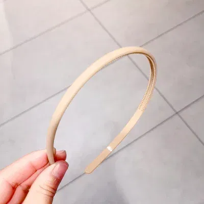 Color: GRAY - New Fashion Solid color resin Simple frosted anti-slip wave shape Toothed Wild Hairbands Women Girls Hair Accessories Headdress