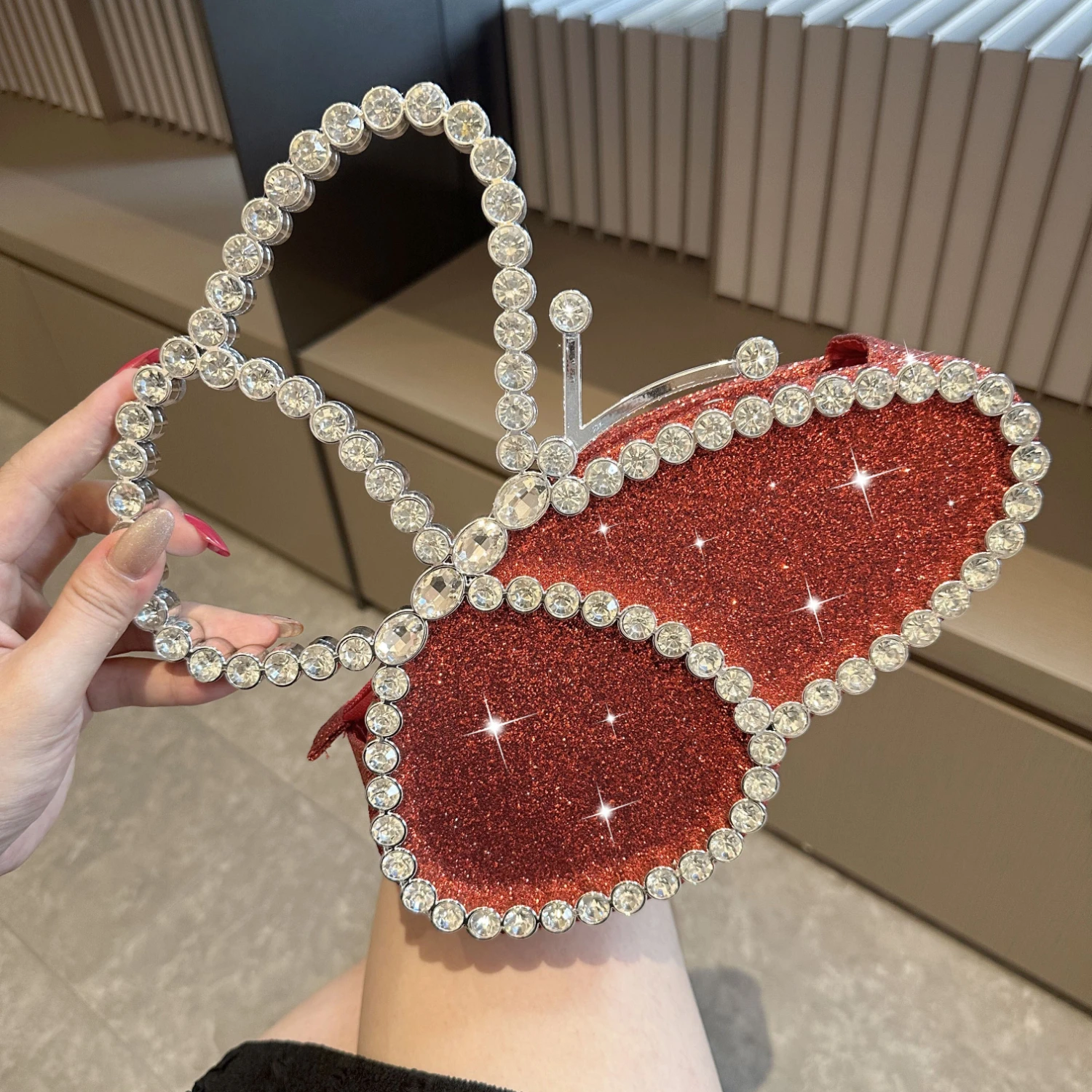 Color: black, Ships From: CHINA - Rhinestone Glitter Evening Clutch, Elegant Sparkly Sequin Handbag With Chain, Classic Creative Purse For Valentine's Day, Weddi