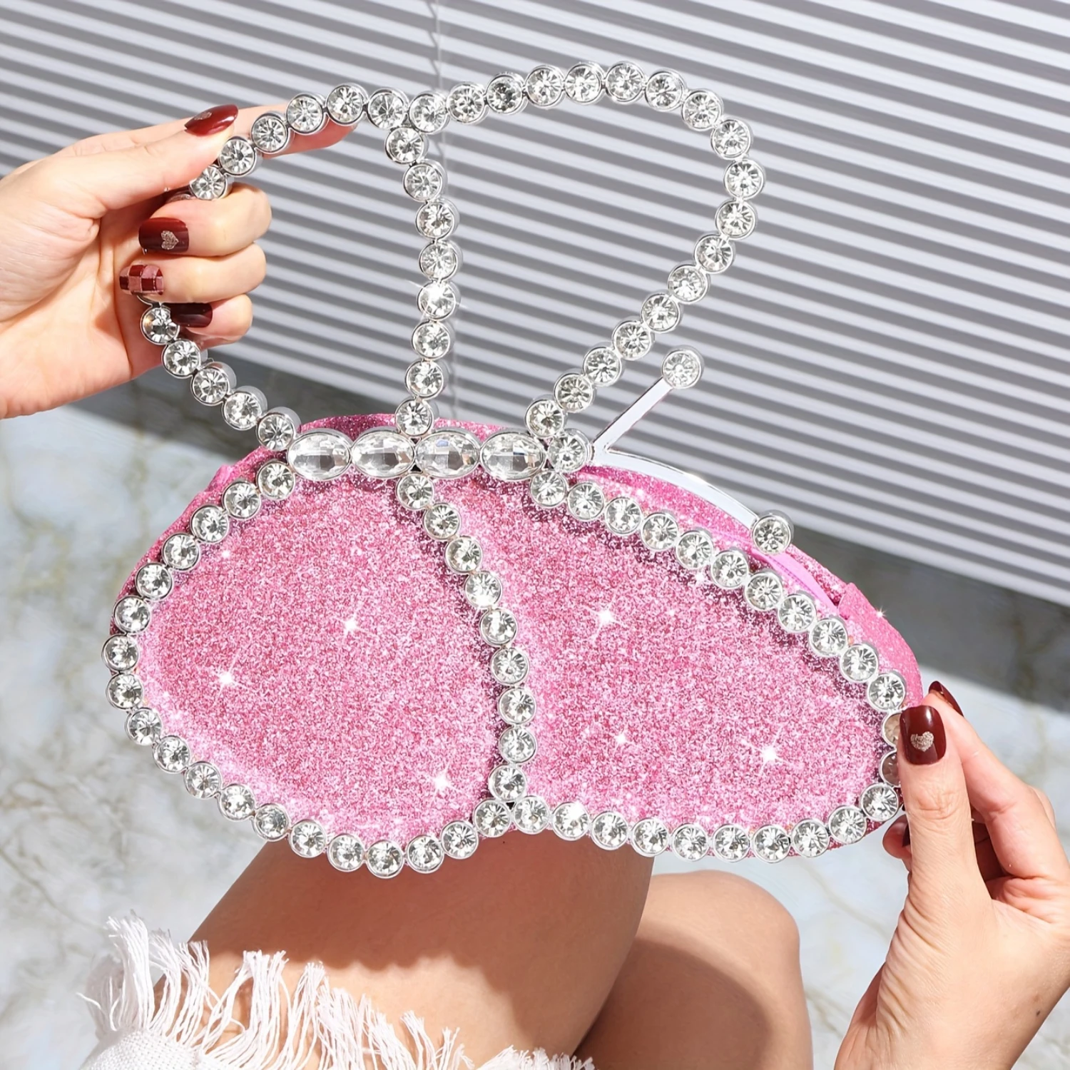 Color: black, Ships From: CHINA - Rhinestone Glitter Evening Clutch, Elegant Sparkly Sequin Handbag With Chain, Classic Creative Purse For Valentine's Day, Weddi