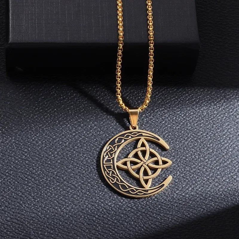 Metal color: green - Witch Knot Cuff Stainless Steel Pagan Witchcraft Symbols Magic Knot Women\'s Good Luck Amulet Bracelet Celtic Knot Bracelet
