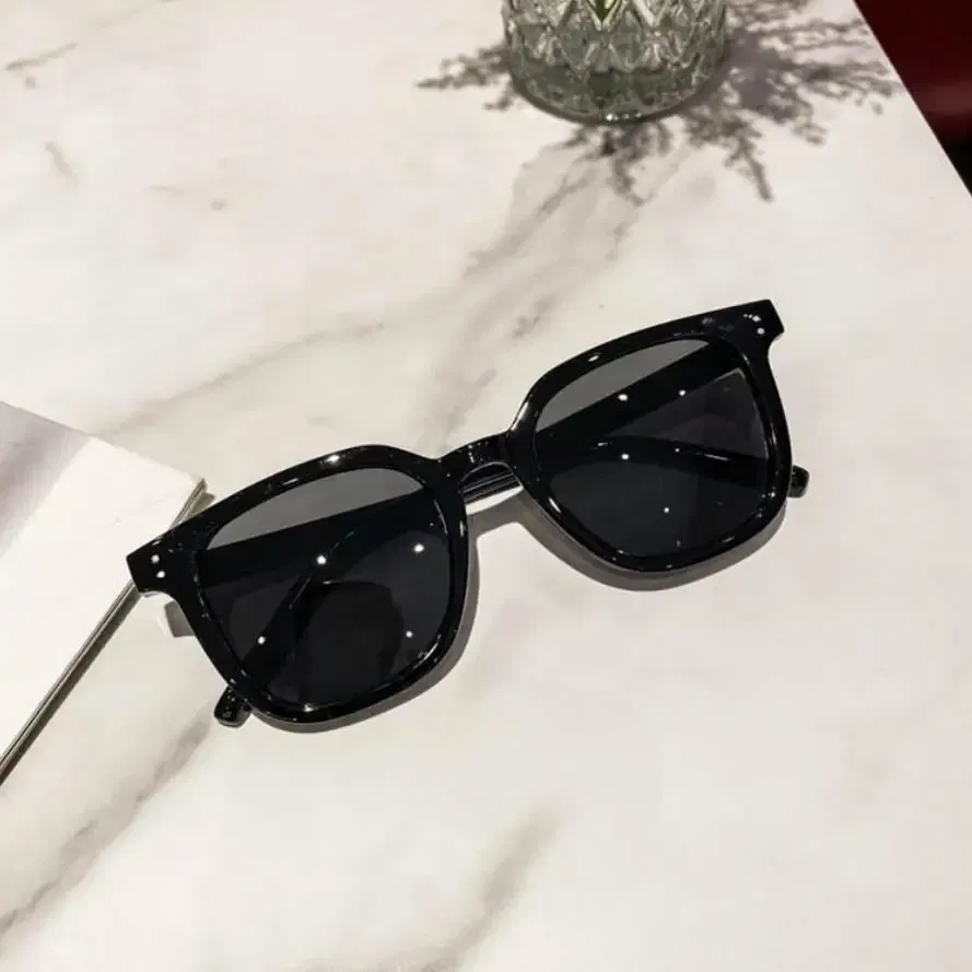 Lenses Color: Red, Ships From: CN, Frame Color: MULTI - High-Quality Square Men Women Sunglasses Fashion New Meter Nail Hip Hop Sun Glasses Retro Sunglasses for female male