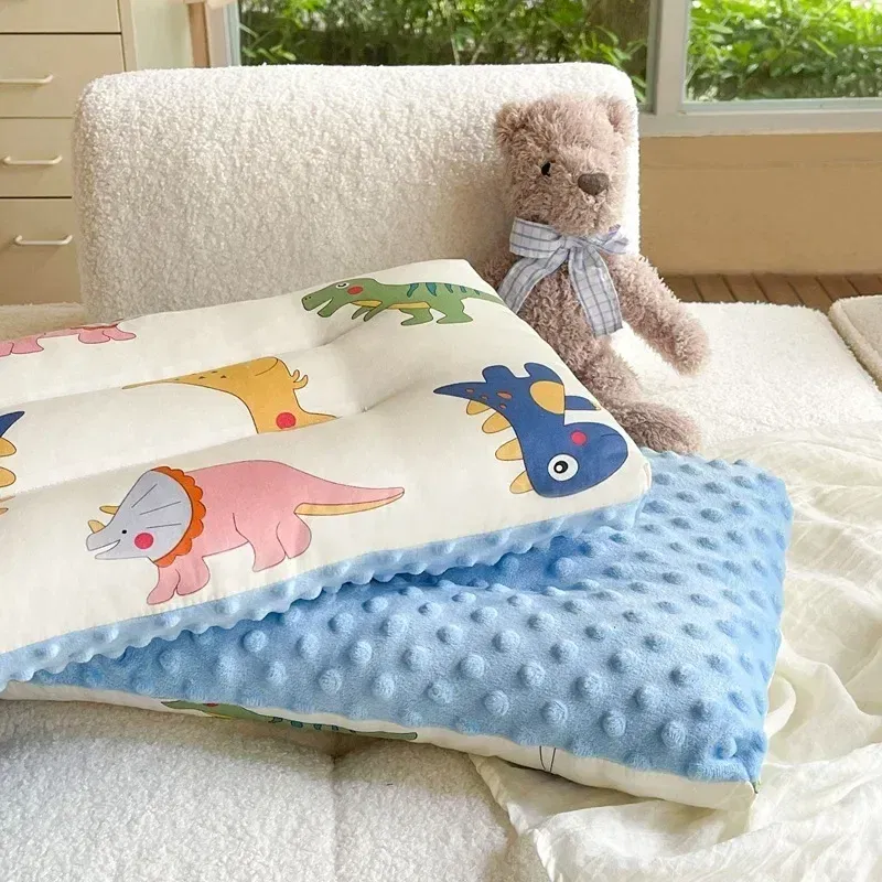 Color: WHITE - Soft baby pillow Comfortable velvet newborn pillow Baby sleep headrest Breathable baby pillow Mom's Love