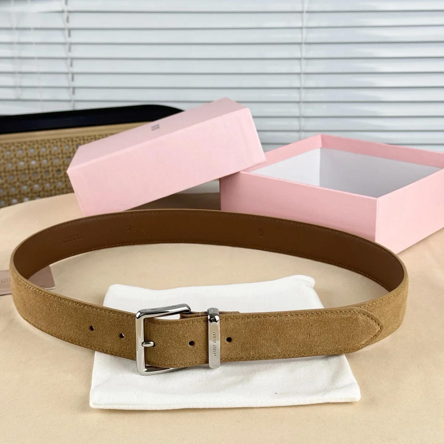 Color: Yellow, Belt Length: 100cm - High-end Gift Simple and Elegant Suede Handmade Belt Metal Buckle Fashion Belt MIU Series Trendy Women's Belt Suede Belt Luxury