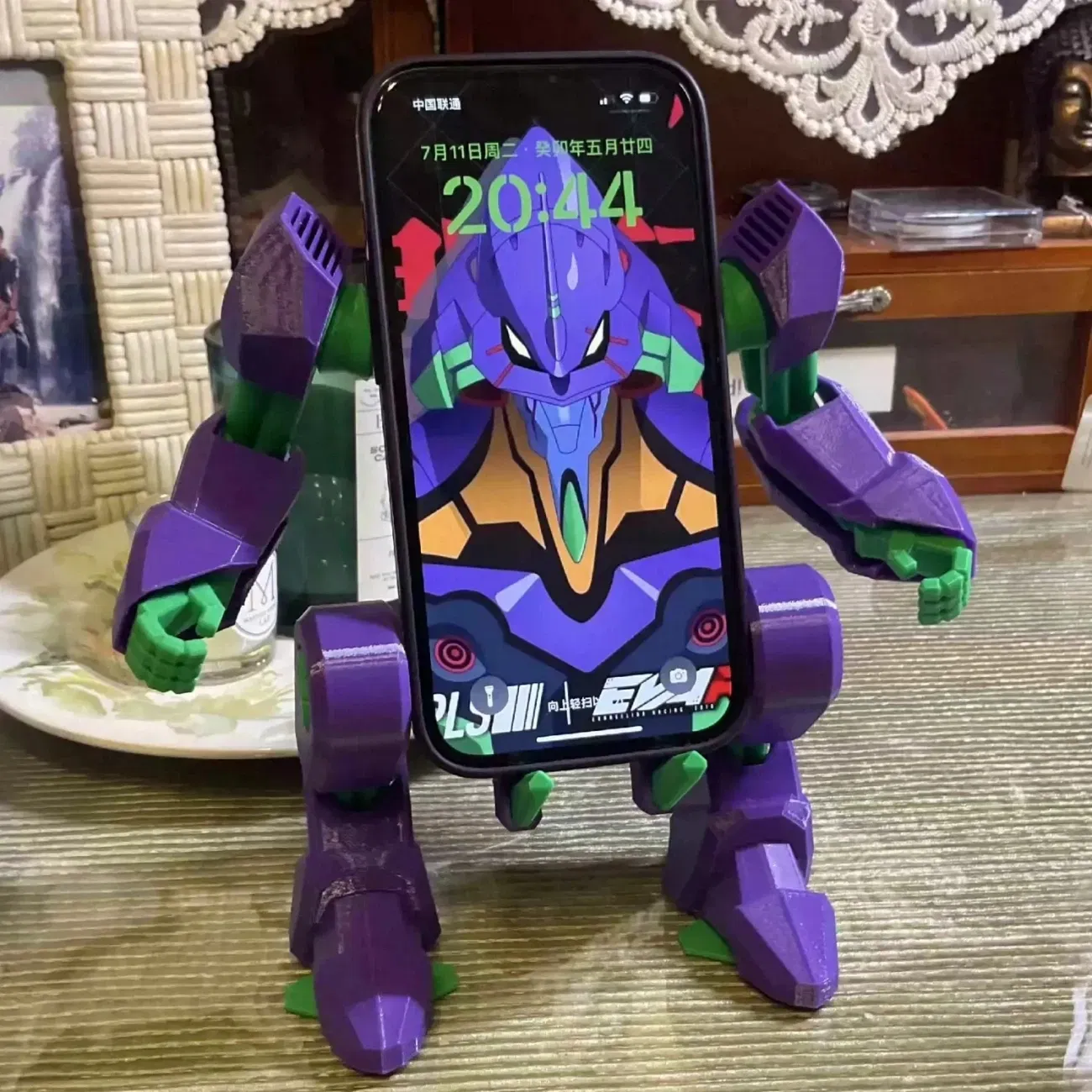 Color: WHITE - Mechanical Exoskeleton Style Phone Stand Mecha Gundam Mobile Holder Desktop Decoration 3D Printing Assembly Model Customization
