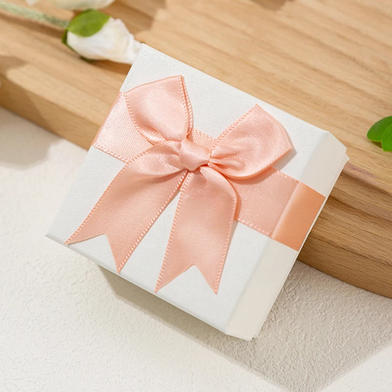 Customized link for jewelry boxes, necklaces, earrings, rings, bracelets. {Customized dedicated link}