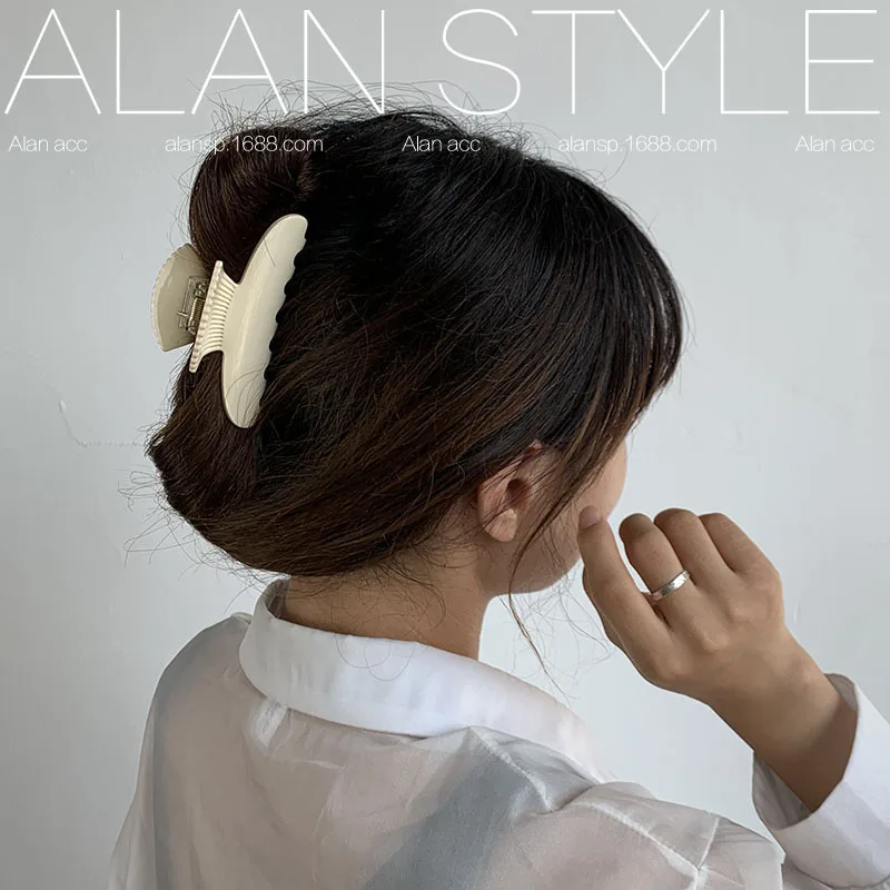 Color: Lavender - 9cm Long Acetate Hair Crabs Hair Clips Claws for Girls Rolled up Hair Style Daliy