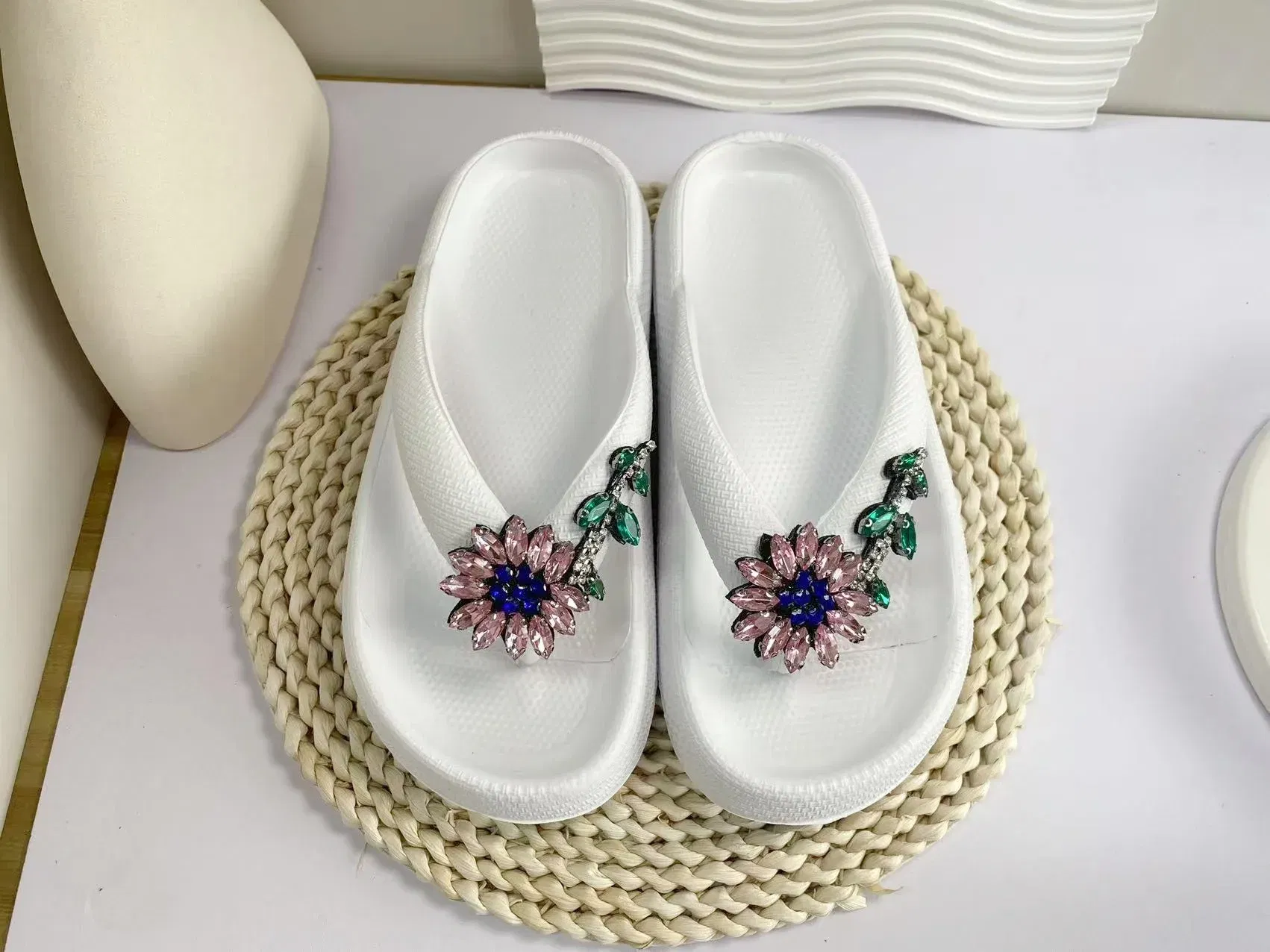 Color: dark green, Shoe Size: 44-45 - Summer Multi Color Women's Flip Flops Fashionable Metallic Teddy Bear Bow Slide Sandal Beach Vacation Home Versatile Footwear