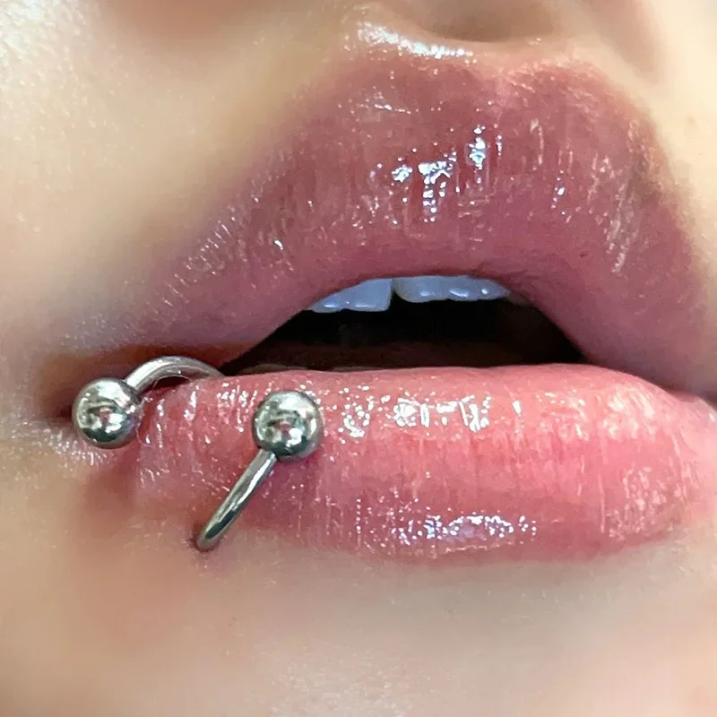 Metal color: Rhodium Plated - Stainless Steel Nose Ring Piercing Horseshoe Spike Septum Piercing Lip Tragus Helix Piercing Body Piercing Ring Hip Hop "S"