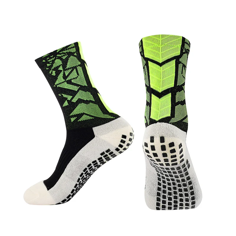 New Camo Outdoor Sports Socks Breathable Sweat-Wicking Soccer Socks Competition Training Non Slip Silicone Football Socks