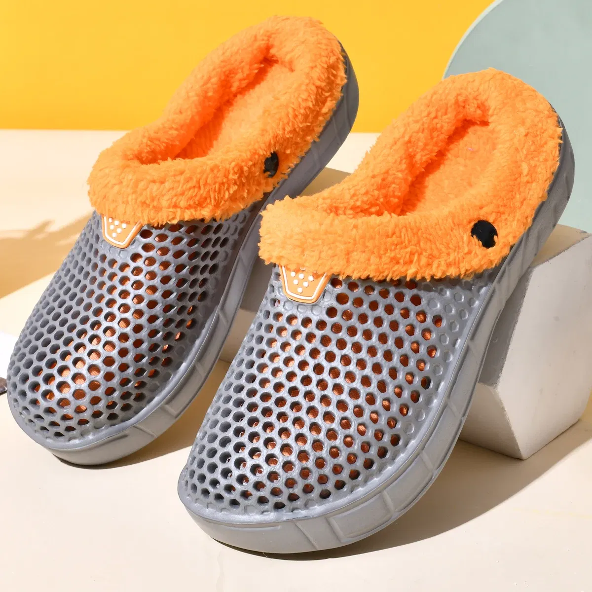 Color: Blue, Shoe Size: 43 - Couple Style Men's and Women's Cotton Slippers Winter Warm Plus Velvet Thickened Clogs Mule Shoes