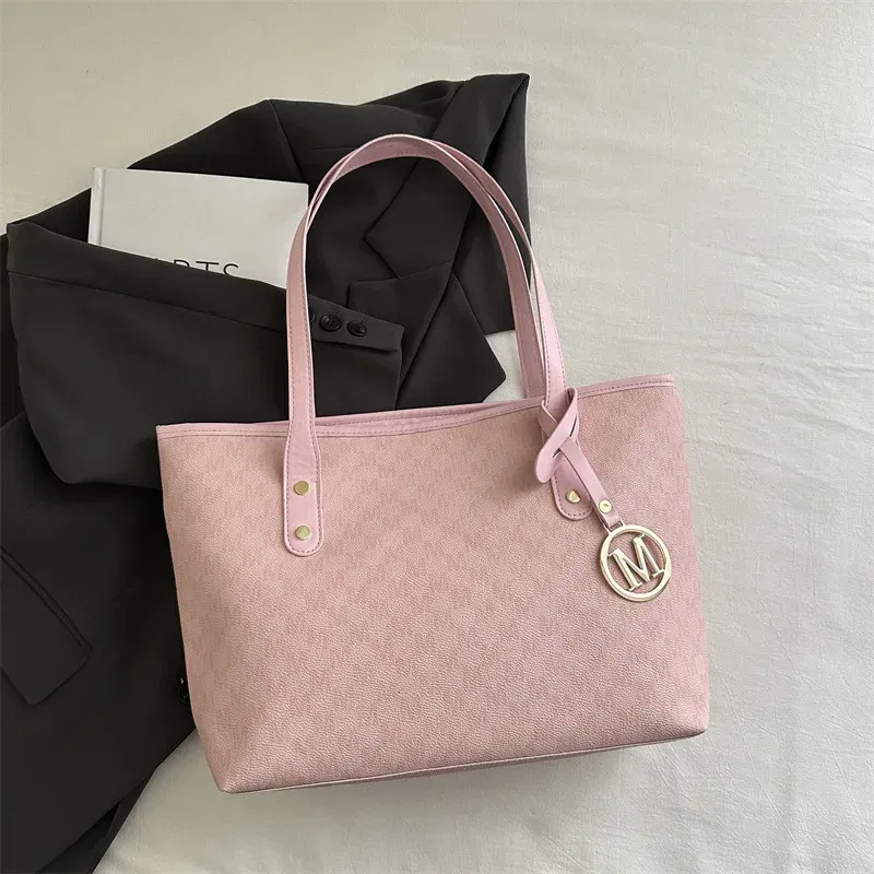 Color: Pink - 2025 New Large Capacity Women Bag M Check Pattern Versatile Small Design Shoulder Tote Commuter Bag