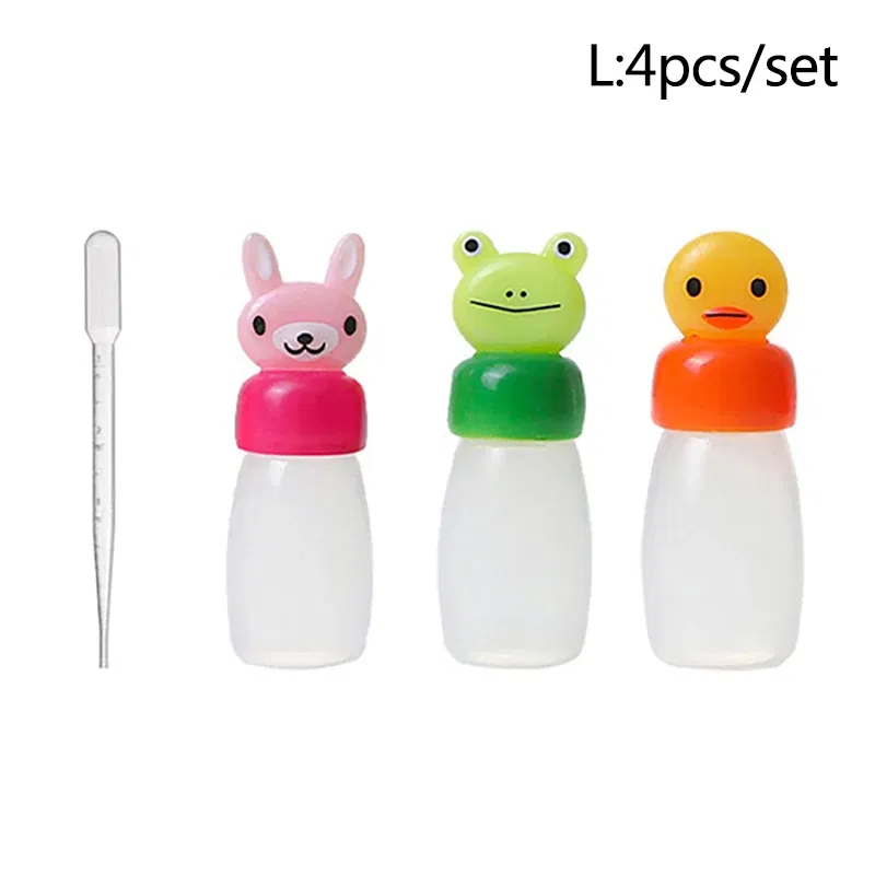 Color: Clear - 2Pcs Lunch Bento Soy Sauce Box Container Cute Plastic Condiment Dispenser Mini Portable Salad Dressing Tomato Ketchup Bottle Jar