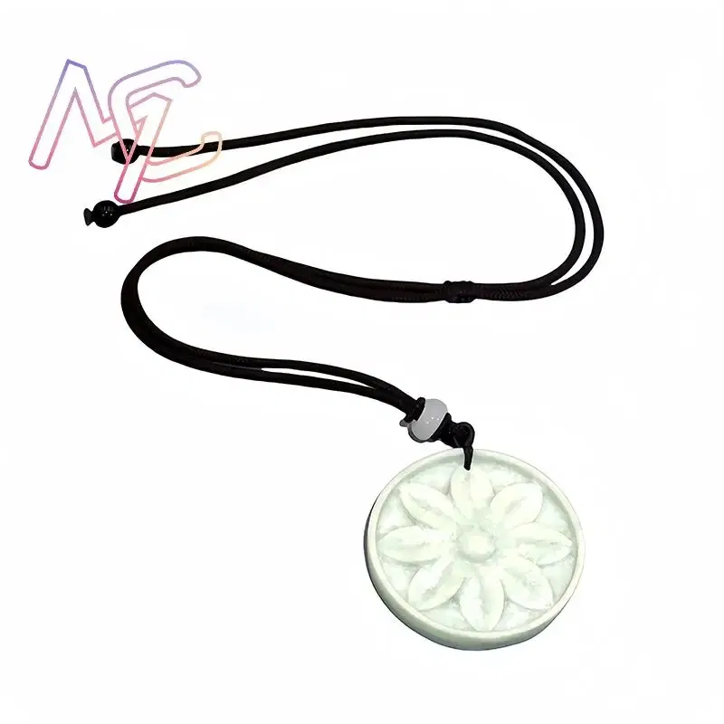 Natural Real Jade Flower Pendant Necklace Designer Charm Gifts for Women Men Carved Jewelry Gift Stone Luxury Fashion Chinese