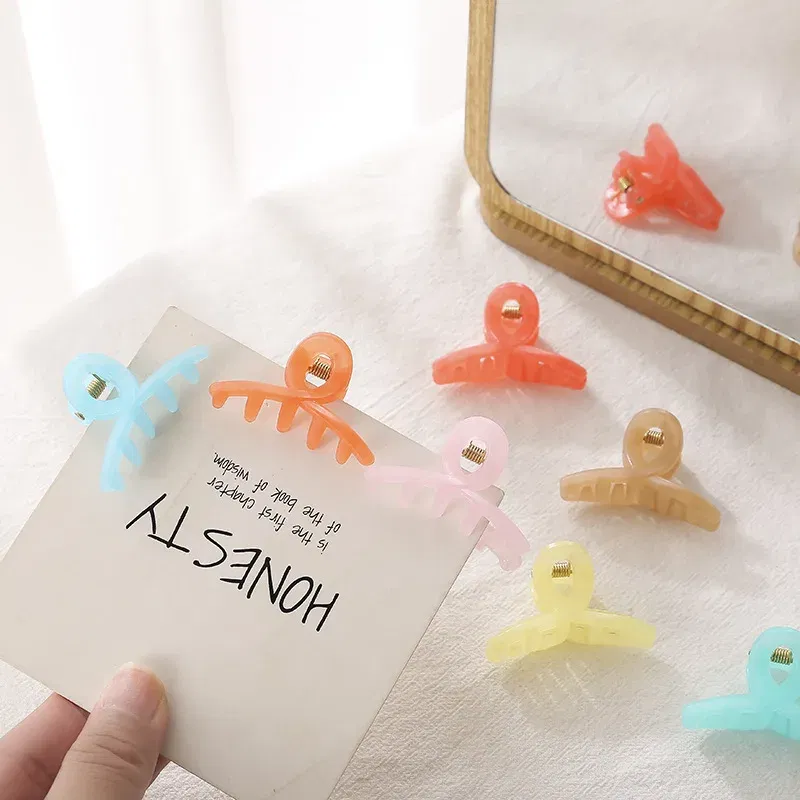 Color: GRAY - Cute Small Crab Hair Claw Clips Barrettes Women Girls Acrylic Plastic Mini Hairpins Hair Clamps Fashion Hair Accessories 2021