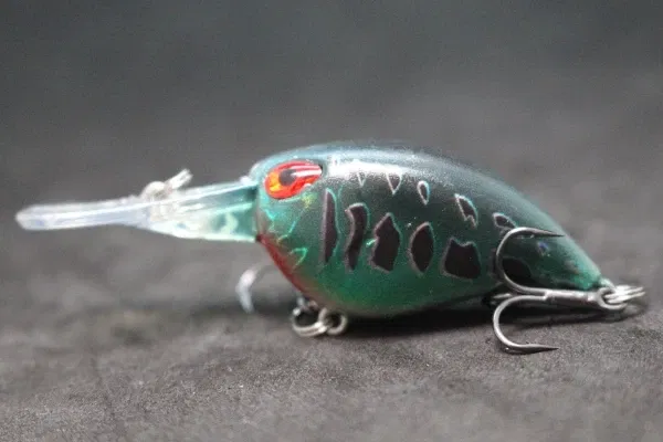 Color: Off White - wLure Crankbait Wobble Fishing Lure 6cm 5g Deep Diving Tight Action Fresh Water Hard Bait Floating 8# Hooks Insect Bait C770