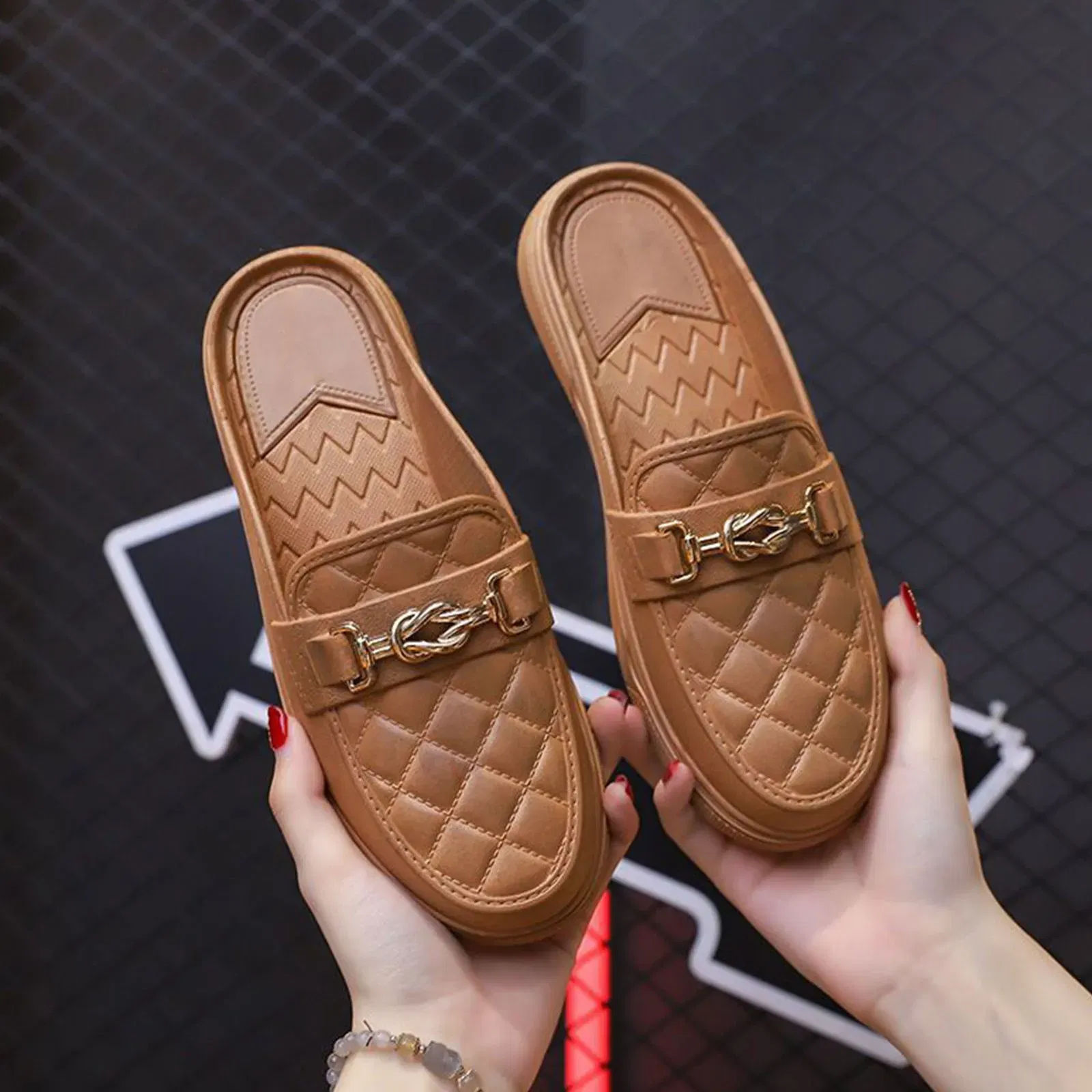 Color: Khaki, Shoe Size: 36 - Summer New Style Women's Soft Bottom Anti-slip Versatile Outer Wear Beach Flat Bottom Lazy Person One Step Casual Half Slippers