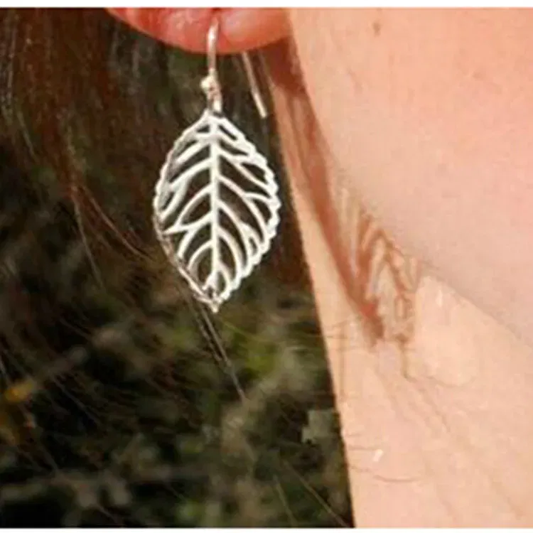Metal Color: SILVER PLATED - Europe And The United States Fashion Exaggerated Leaves Square Women's Party Cheap Earrings Bridesmaid Gift Wholesale