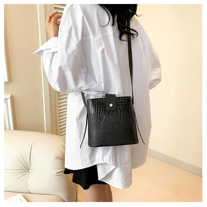 Color: WHITE, Size: Mini(Max Length