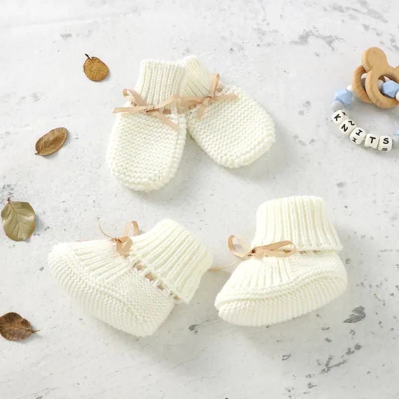 Color: black, Baby Age: 7-12 Months - Baby Shoes + Gloves Set Knit Newborn Girls Boys Boots Mitten Fashion Butterfly-knot Toddler Infant Slip-On Bed Shoes Hand Made