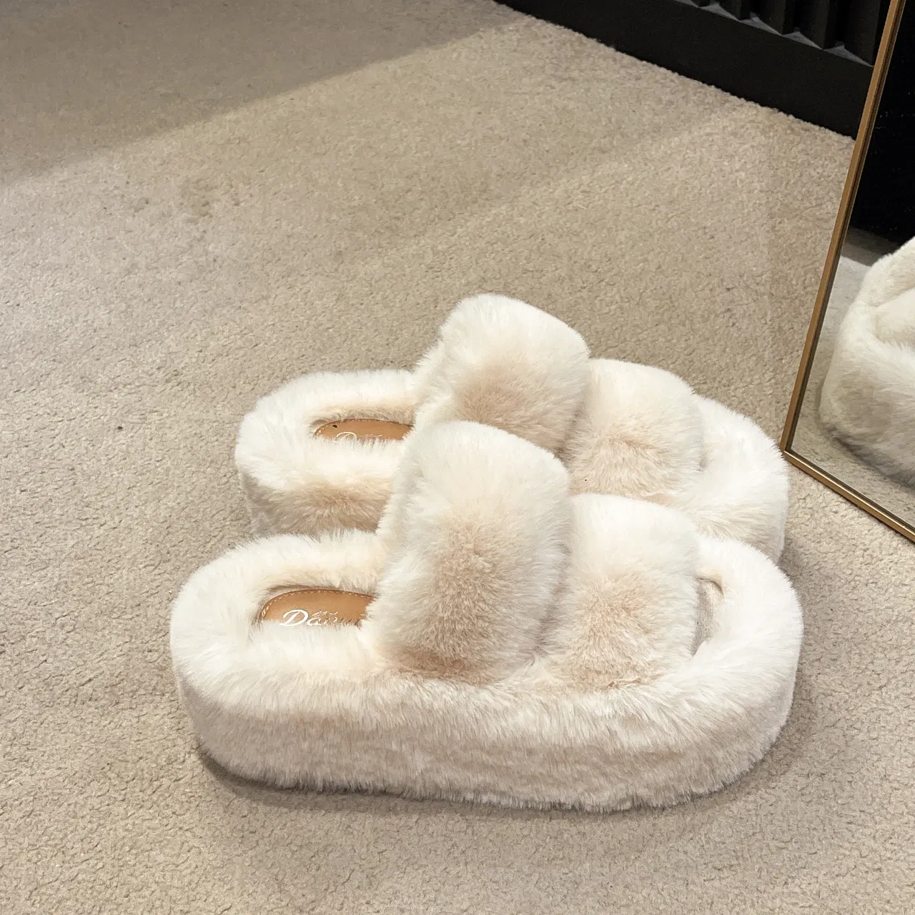 Color: Beige, Shoe Size: 40 - New Winter Open Toe Slipper Fur Thick Sole Flats Heel Ladies Casual Slip On Bedroom Shoes Soft Outdoor Fashion Fur Slippers